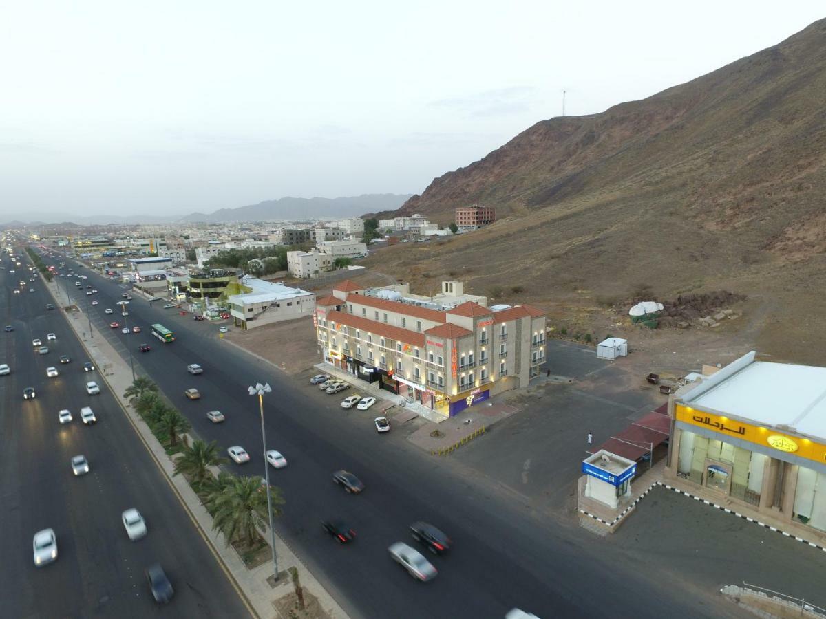 فندق البيت المثالي Ideal Home Hotel 麦地那 外观 照片